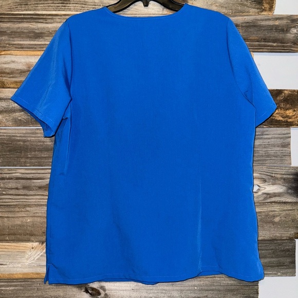 Women’s FIGS, Casma Three Pocket Top, XL, LIMITED EDITION COLOR - WINNIN… - Picture 2 of 5